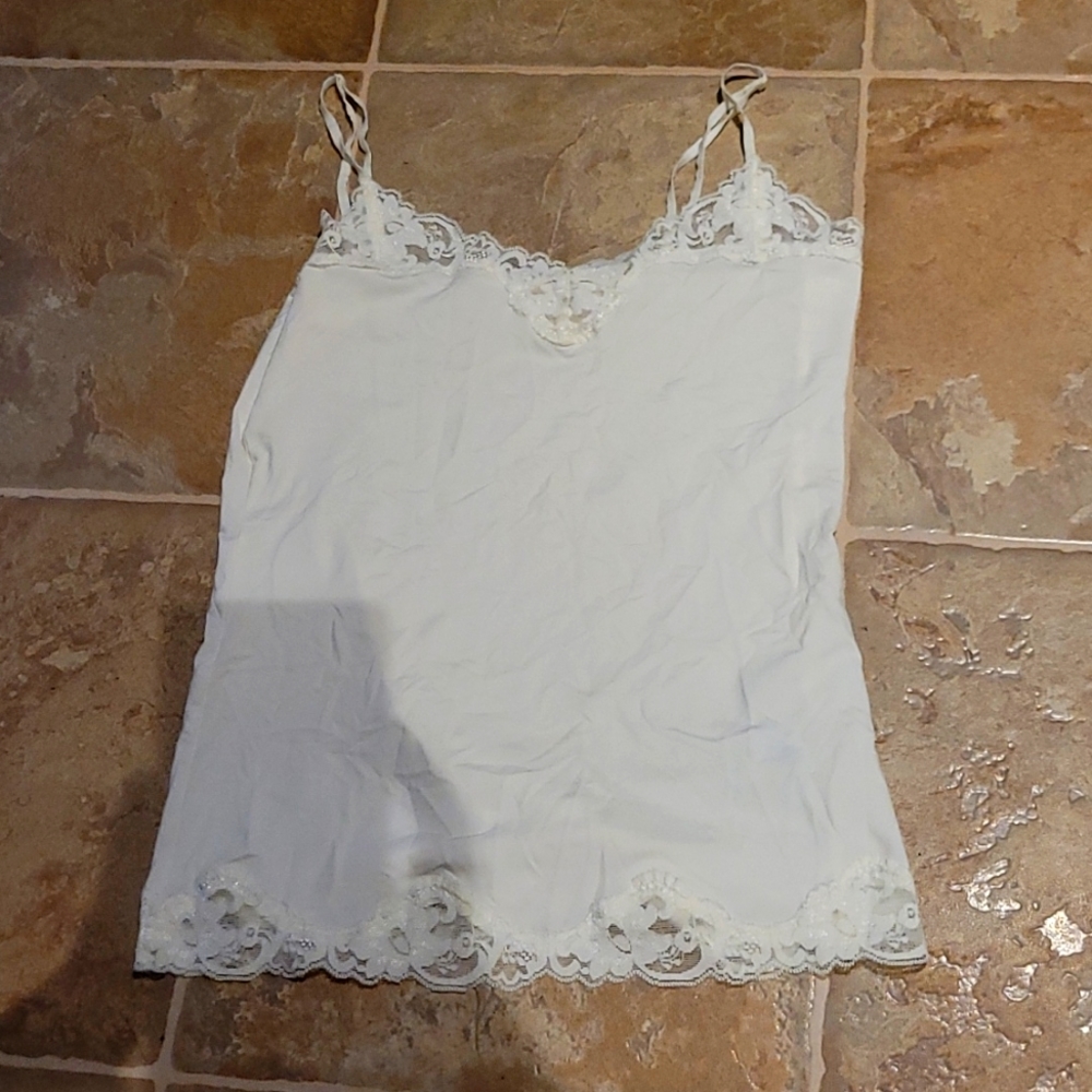 Cute lacy tank top